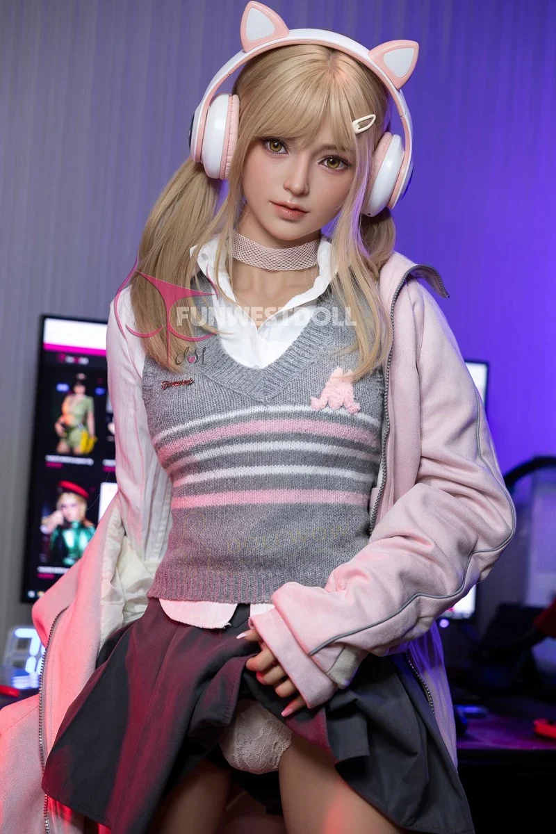 FunWest Alice 159cm A-Cup TPE — image 3 of 12