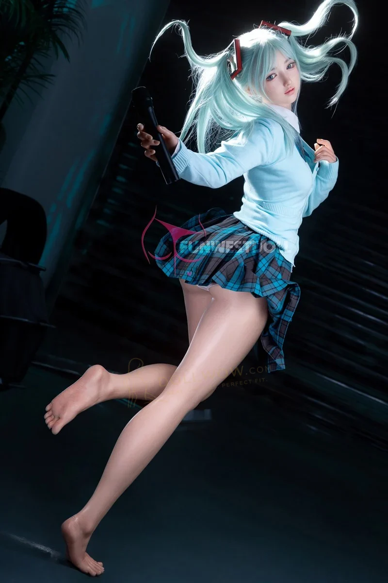 FunWest Amy 159cm A-Cup Silicone — image 10 of 12