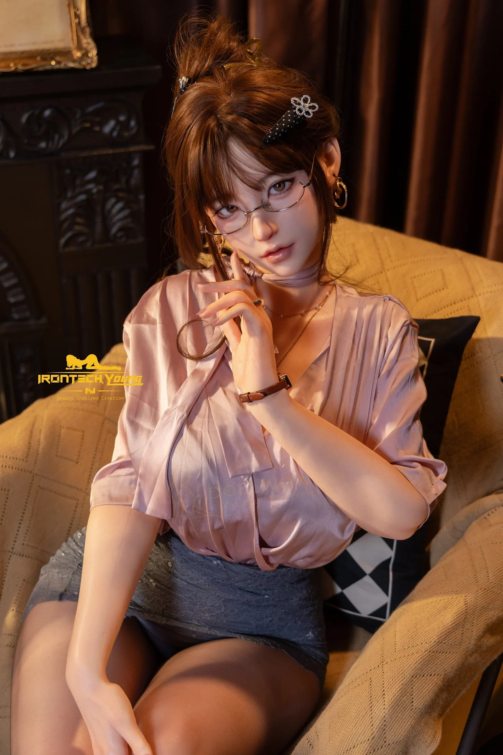Irontech Sia Graceful Secretary 165cm E-Cup Silicone — image 2 of 12