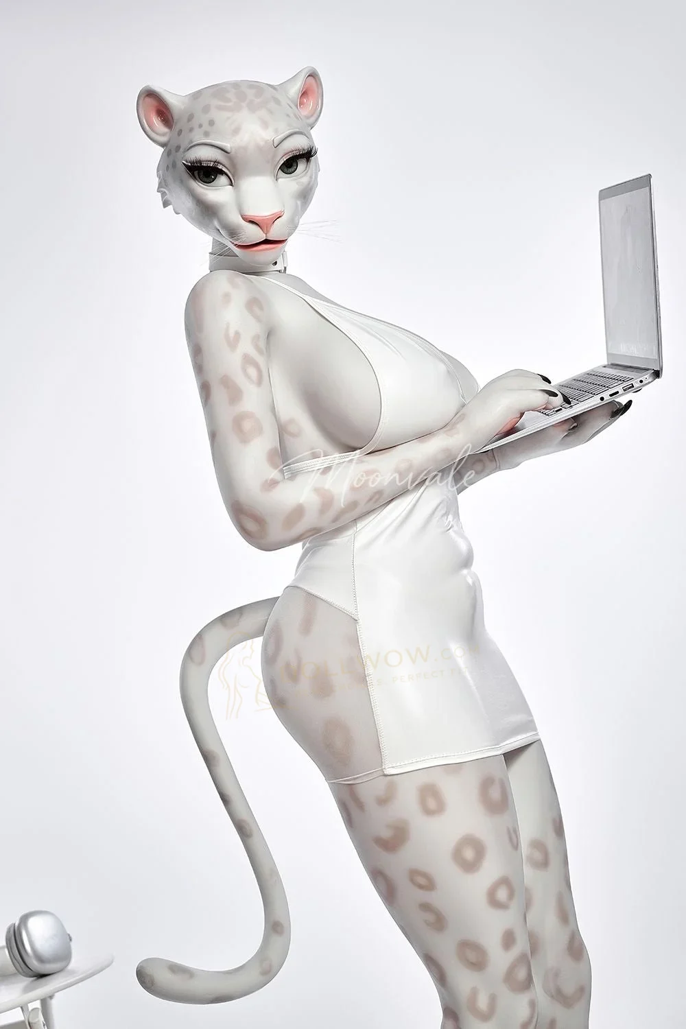 Moonvale Velara - White Panther Office 165cm Silicone